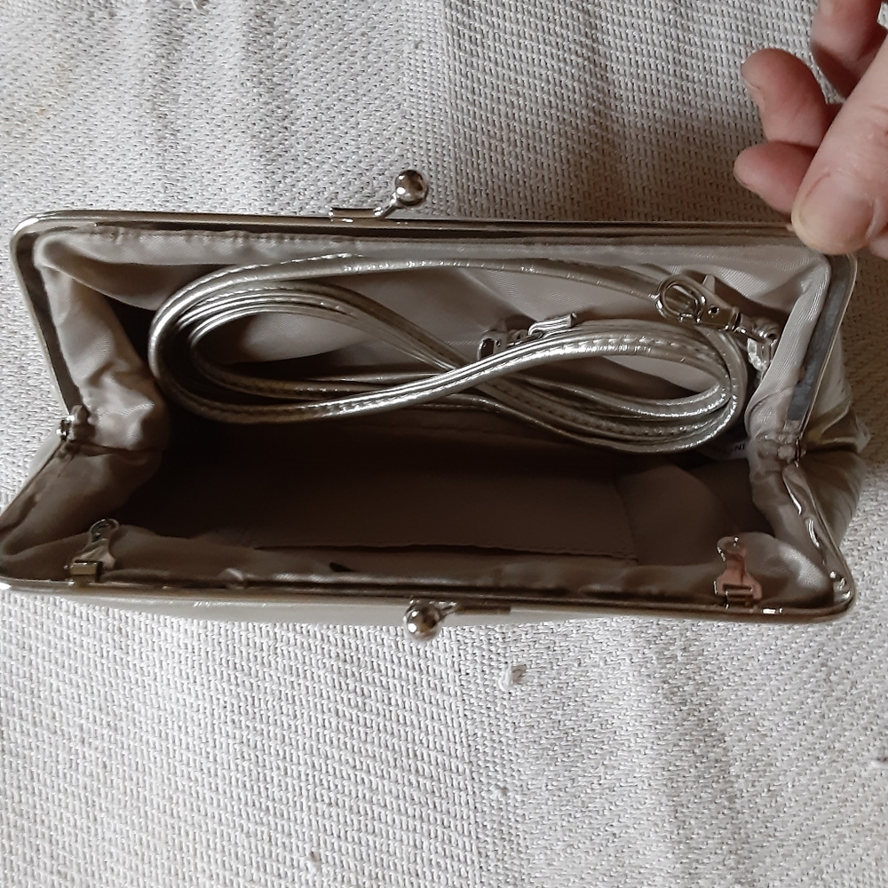 Evening bag - Picture 3 of 3